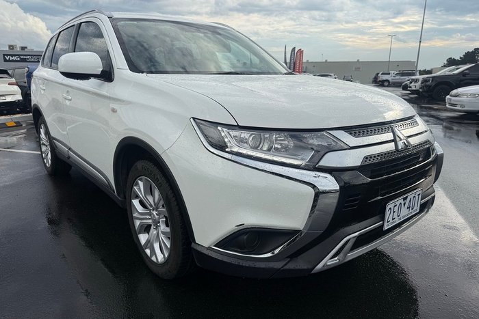 2019 Mitsubishi Outlander ES