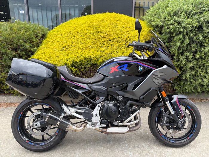 2022 BMW Motorrad F 900 XR TRIPLE BLACK Black