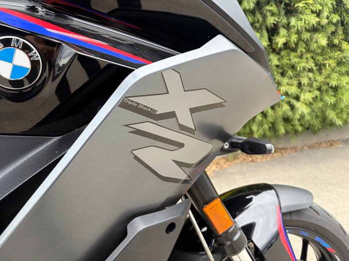 2022 BMW Motorrad F 900 XR TRIPLE BLACK Black