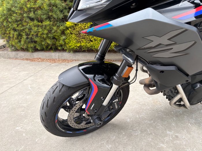 2022 BMW Motorrad F 900 XR TRIPLE BLACK Black