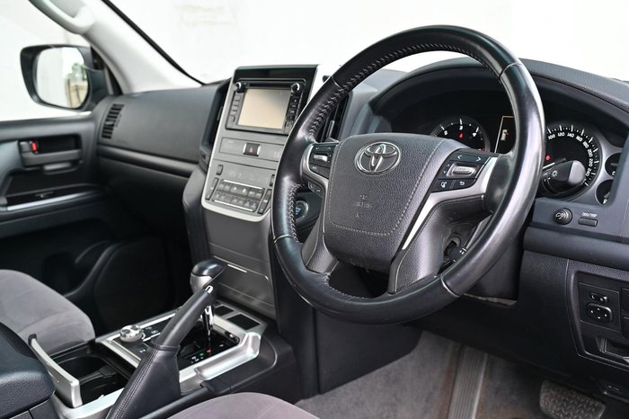 2021 Toyota Landcruiser GXL VDJ200R 4X4 Dual Range Silver Pearl