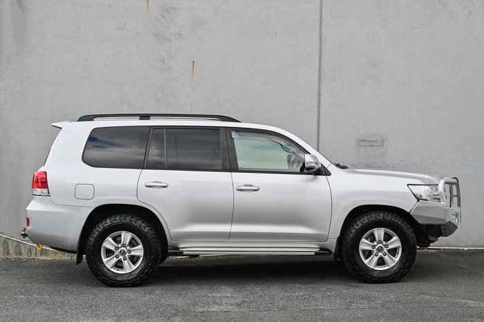 2021 Toyota Landcruiser GXL VDJ200R 4X4 Dual Range Silver Pearl