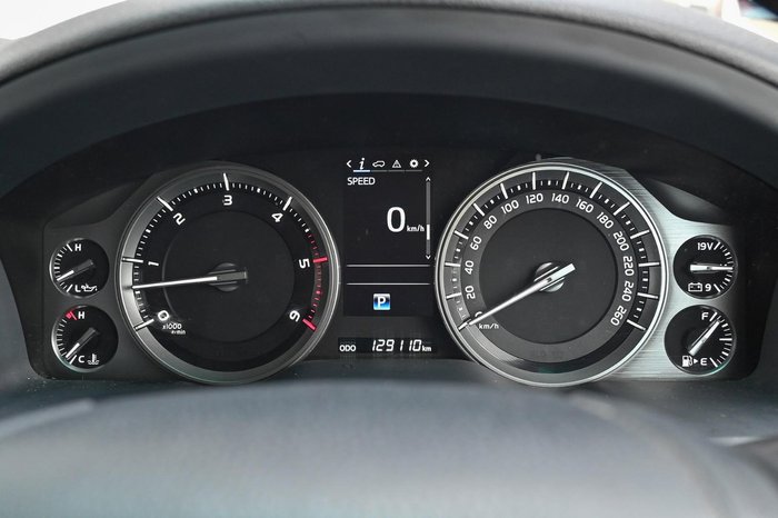 2021 Toyota Landcruiser GXL VDJ200R 4X4 Dual Range Silver Pearl