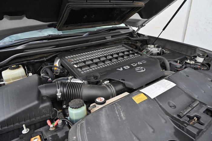 2021 Toyota Landcruiser GXL VDJ200R 4X4 Dual Range Silver Pearl