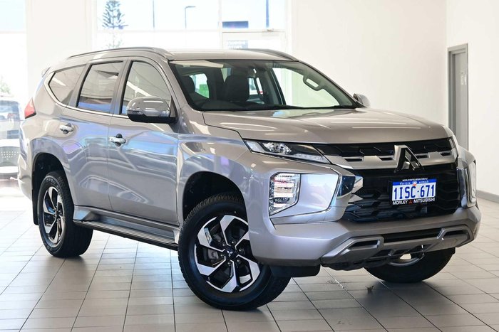 2025 Mitsubishi Pajero Sport GLS