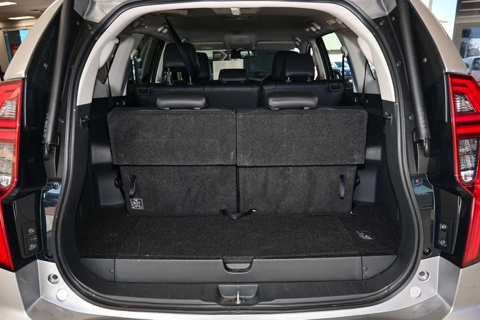 2025 Mitsubishi Pajero Sport GLS