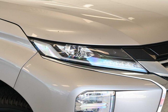 2025 Mitsubishi Pajero Sport GLS