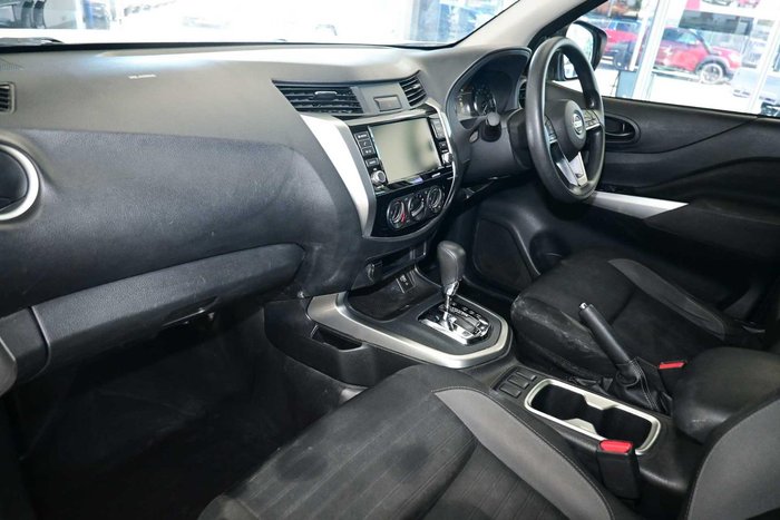 2021 Nissan Navara SL