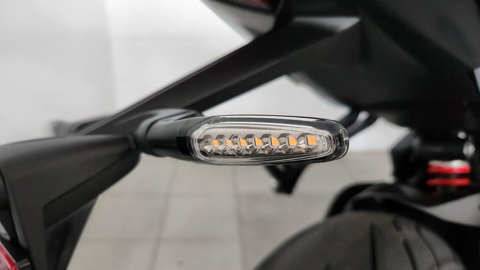 2023 Triumph Street Triple R 765 Street Triple Grey