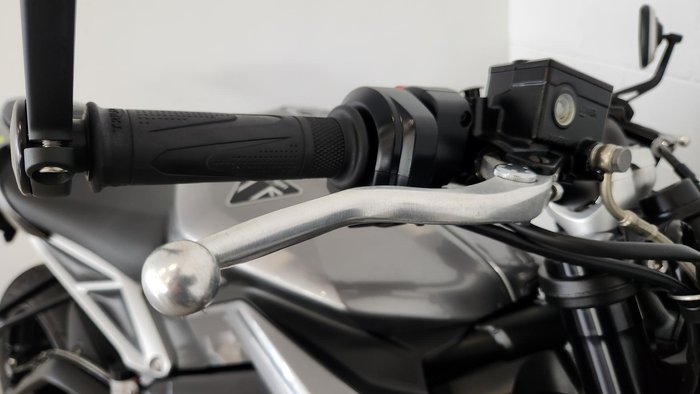 2023 Triumph Street Triple R 765 Street Triple Grey