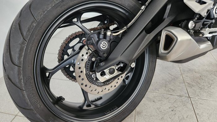 2023 Triumph Street Triple R 765 Street Triple Grey