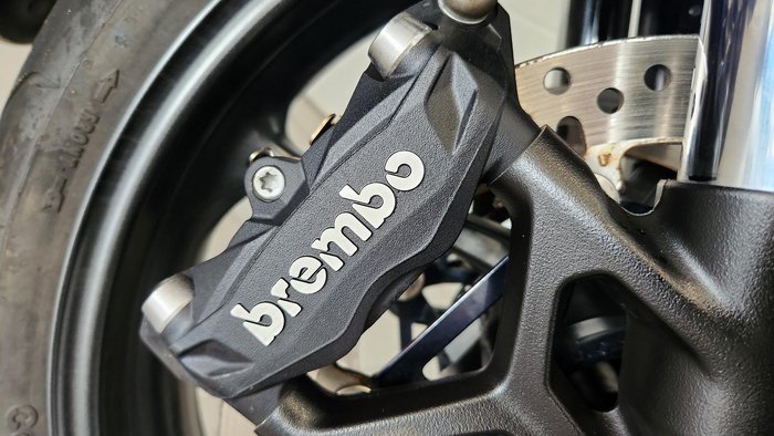 2023 Triumph Street Triple R 765 Street Triple Grey