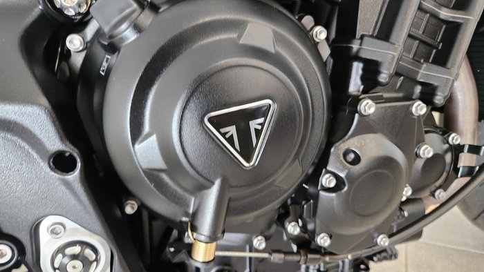 2023 Triumph Street Triple R 765 Street Triple Grey