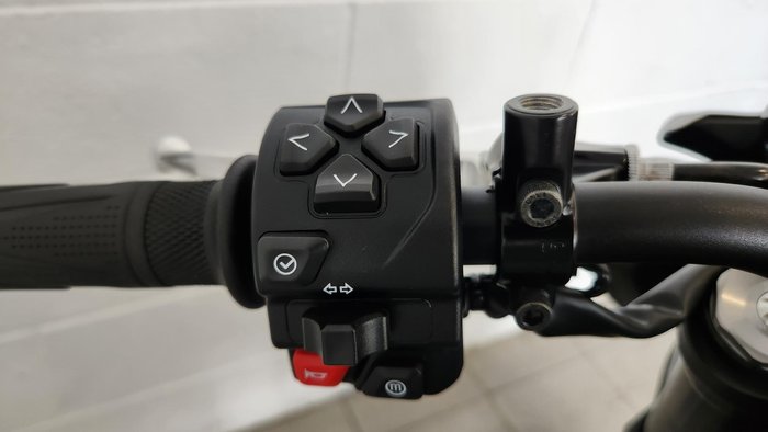 2023 Triumph Street Triple R 765 Street Triple Grey