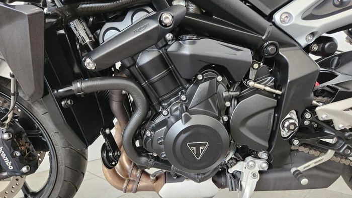 2023 Triumph Street Triple R 765 Street Triple Grey