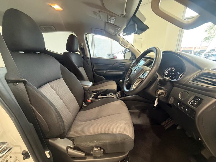 2019 Mitsubishi Triton GLX ADAS