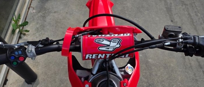 2025 Honda CRF250R RED