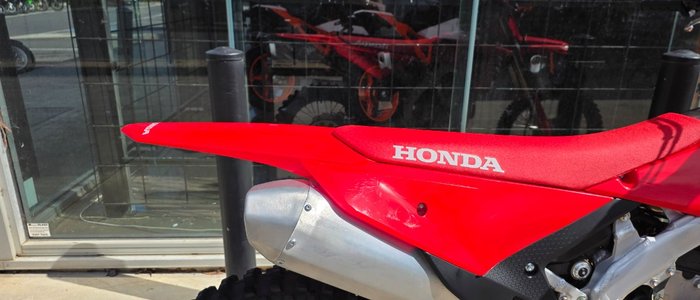 2025 Honda CRF250R RED