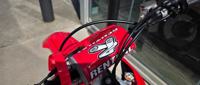 2025 Honda CRF250R RED