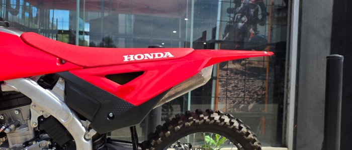 2025 Honda CRF250R RED