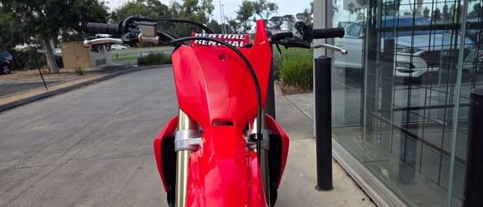 2025 Honda CRF250R RED
