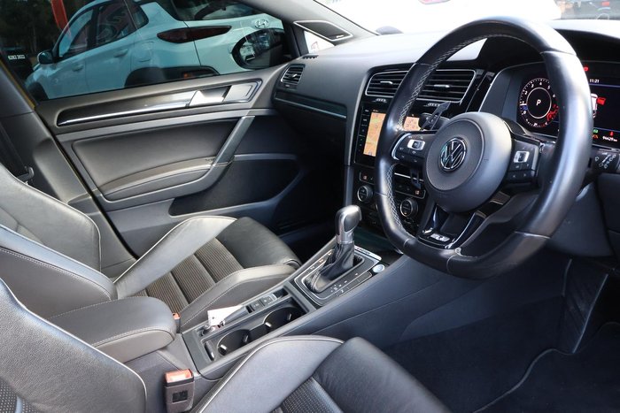 2018 Volkswagen Golf R Special Edition