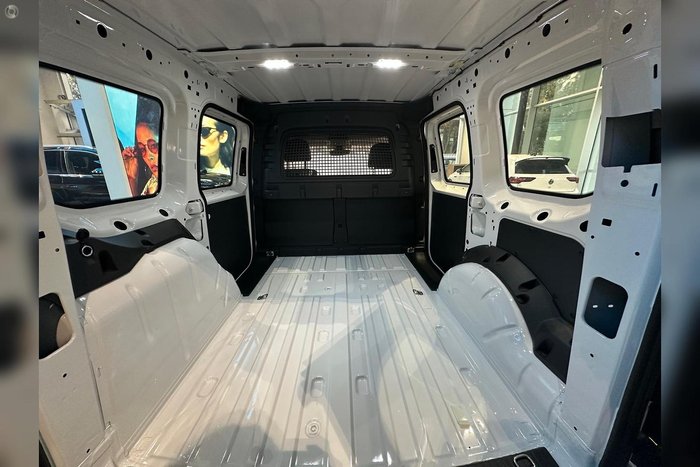 2025 Volkswagen Caddy TDI320