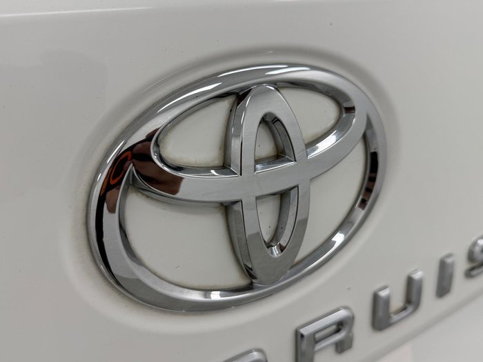 2024 Toyota Landcruiser GXL FJA300R 4X4 Dual Range Glacier White