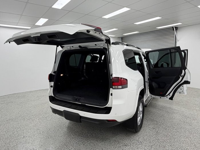 2024 Toyota Landcruiser GXL FJA300R 4X4 Dual Range Glacier White