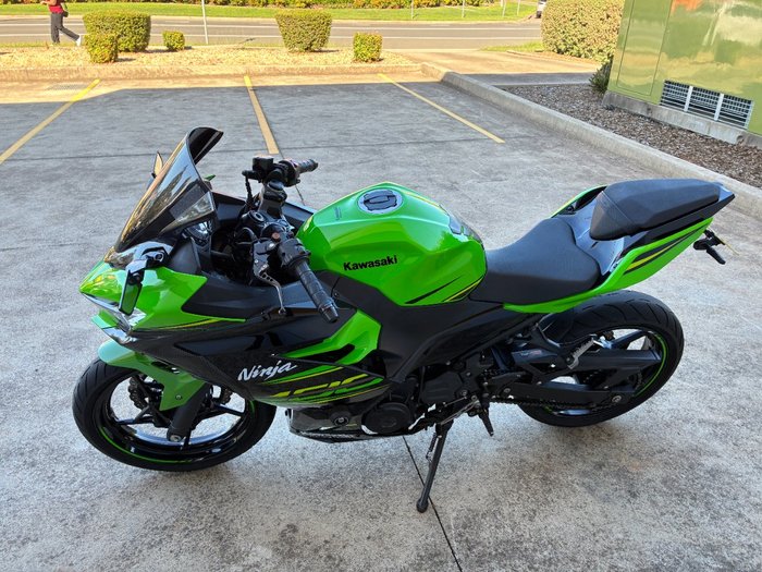 2018 Kawasaki NINJA 400 Green
