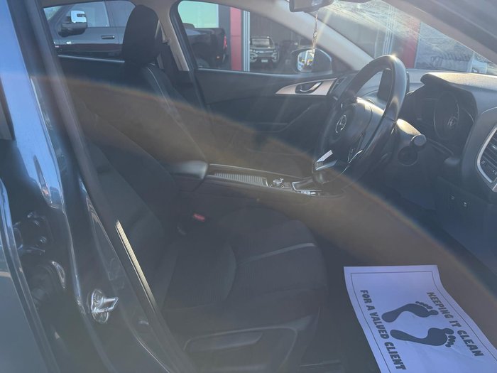2018 Mazda 3 Maxx Sport