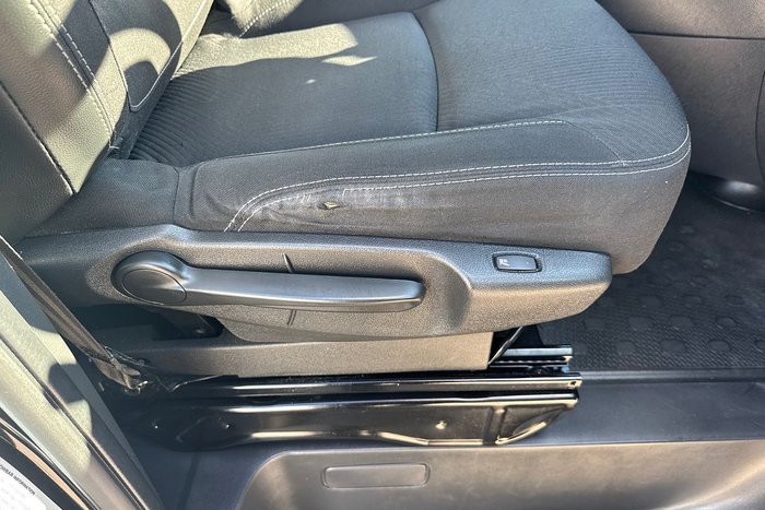 2018 Renault Trafic Formula Edition X82