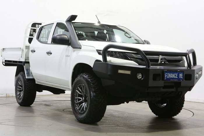 2022 Mitsubishi Triton GLX