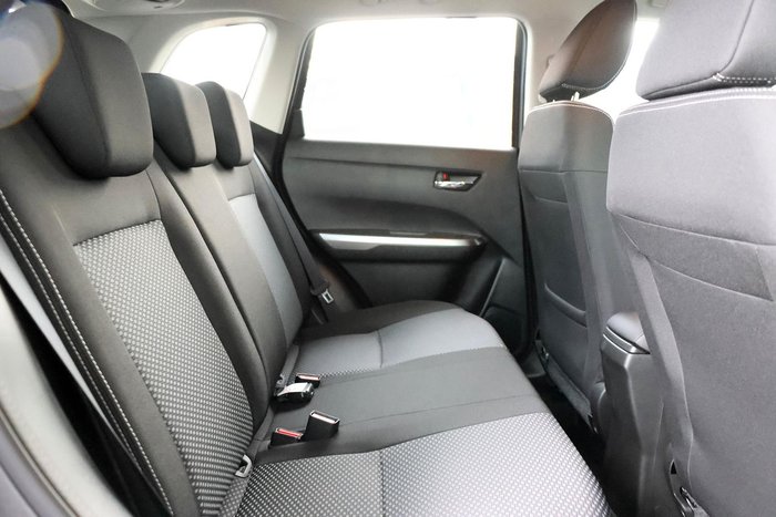 2026 Suzuki Vitara Turbo Hybrid LY Series II Titan Dark Grey