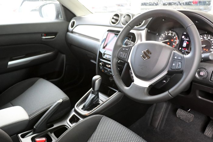 2026 Suzuki Vitara Turbo Hybrid LY Series II Titan Dark Grey