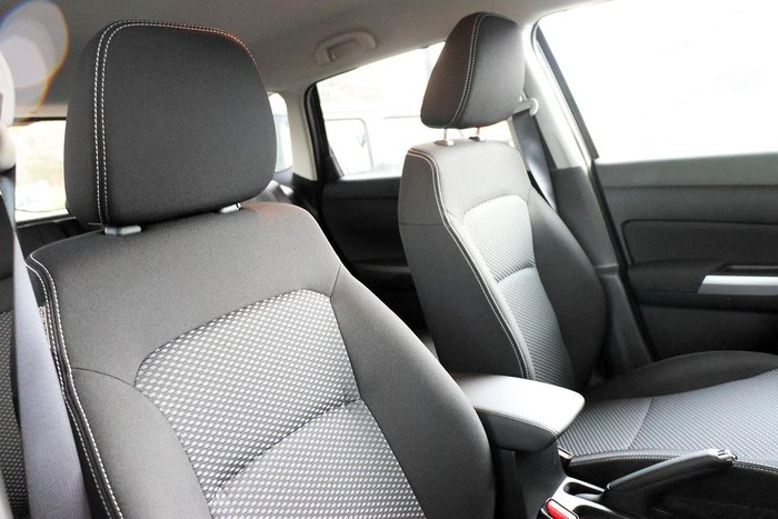 2026 Suzuki Vitara Turbo Hybrid LY Series II Titan Dark Grey