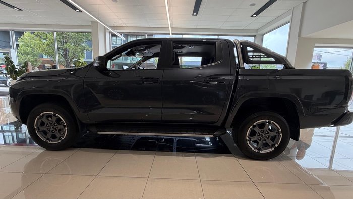 2026 Nissan Navara ST-X