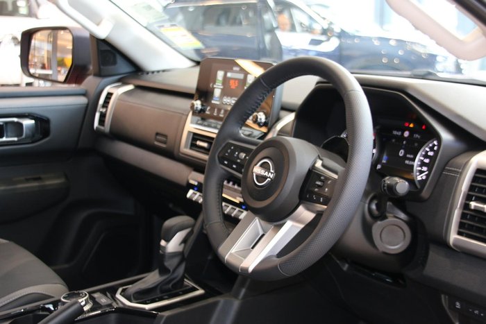 2026 Nissan Navara ST-X