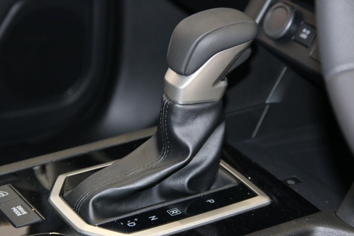 2026 Nissan Navara ST-X D27 MY26 4X4 Dual Range Outback Red