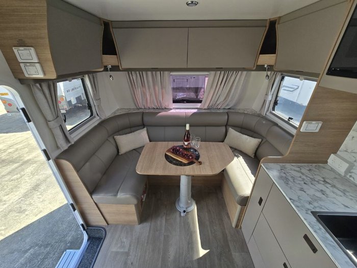 2024 JAYCO SILVERLINE 21.65-3.OB.SL-MY24