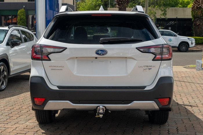 2025 Subaru Outback AWD Touring XT
