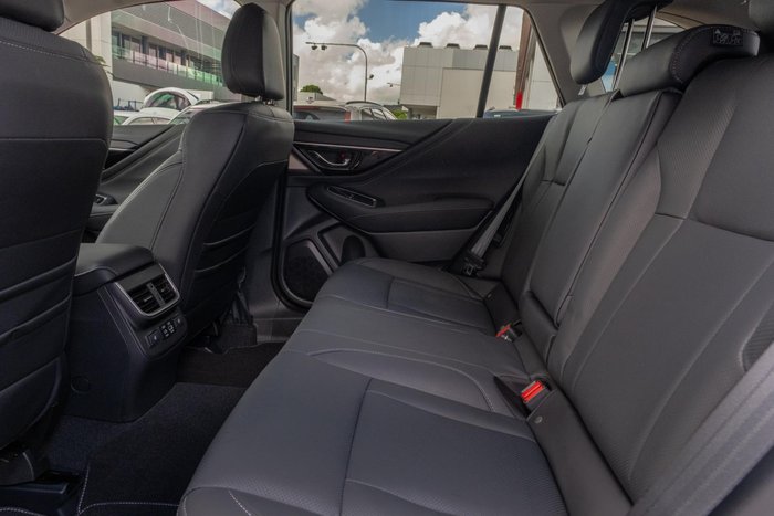 2025 Subaru Outback AWD Touring XT