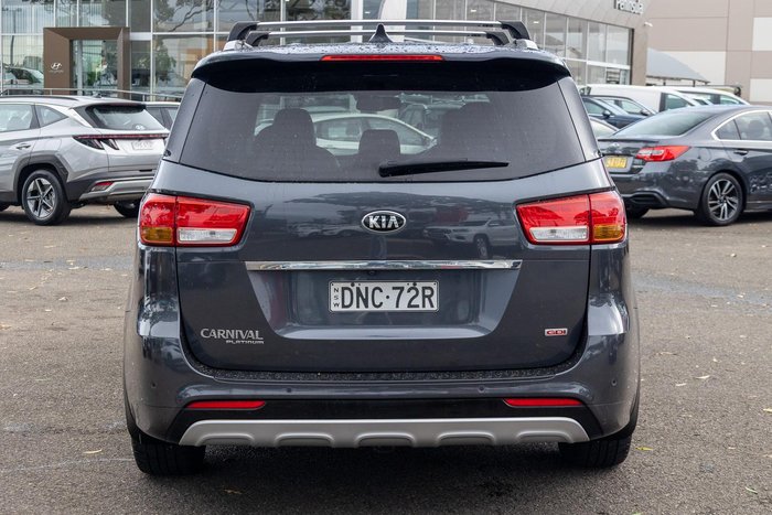 2016 Kia Carnival Platinum