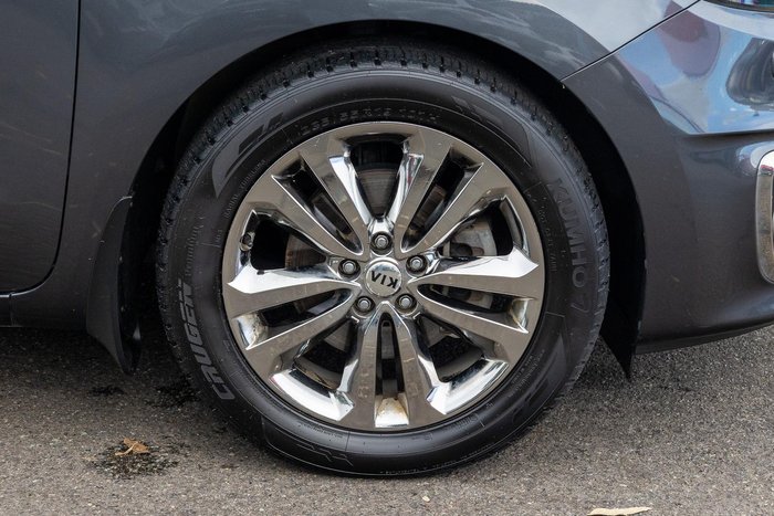 2016 Kia Carnival Platinum