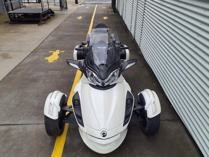 2013 Can-Am Spyder ST Limited SE5 Spyder ST White