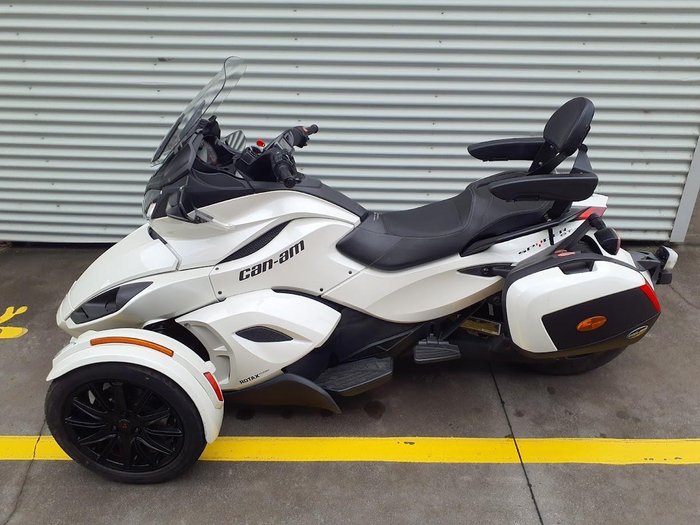 2013 Can-Am Spyder ST Limited SE5 Spyder ST White