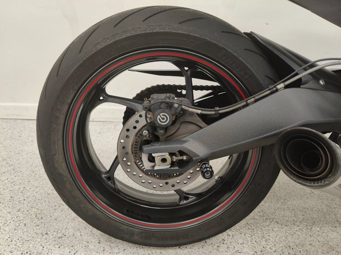 2016 Triumph STREET TRIPLE White