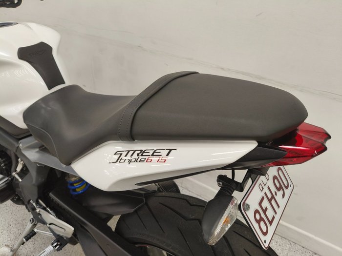 2016 Triumph STREET TRIPLE White