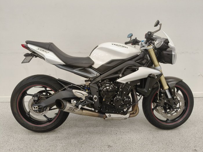 2016 Triumph STREET TRIPLE White