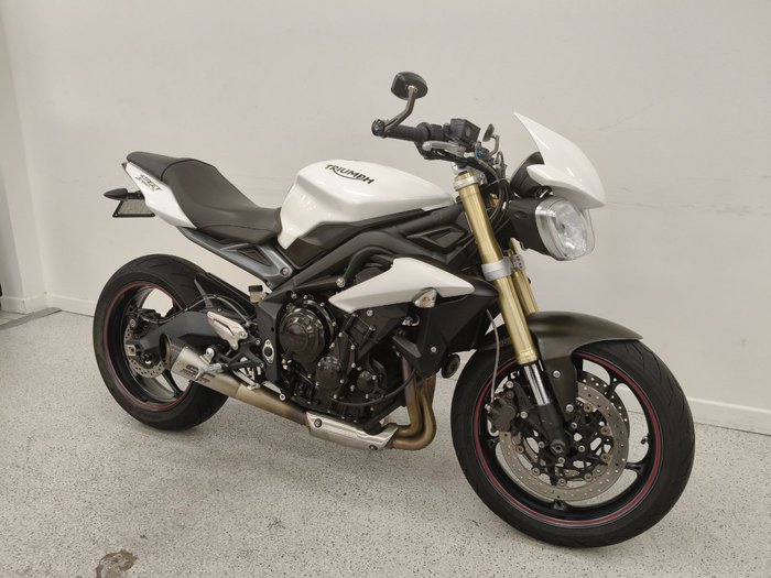 2016 Triumph STREET TRIPLE White